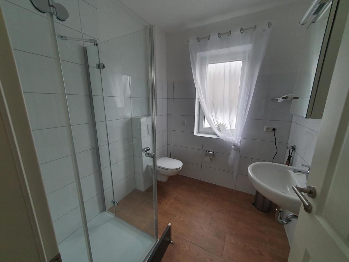 Haus Taybeerweg Apartamento Aurich Exterior foto