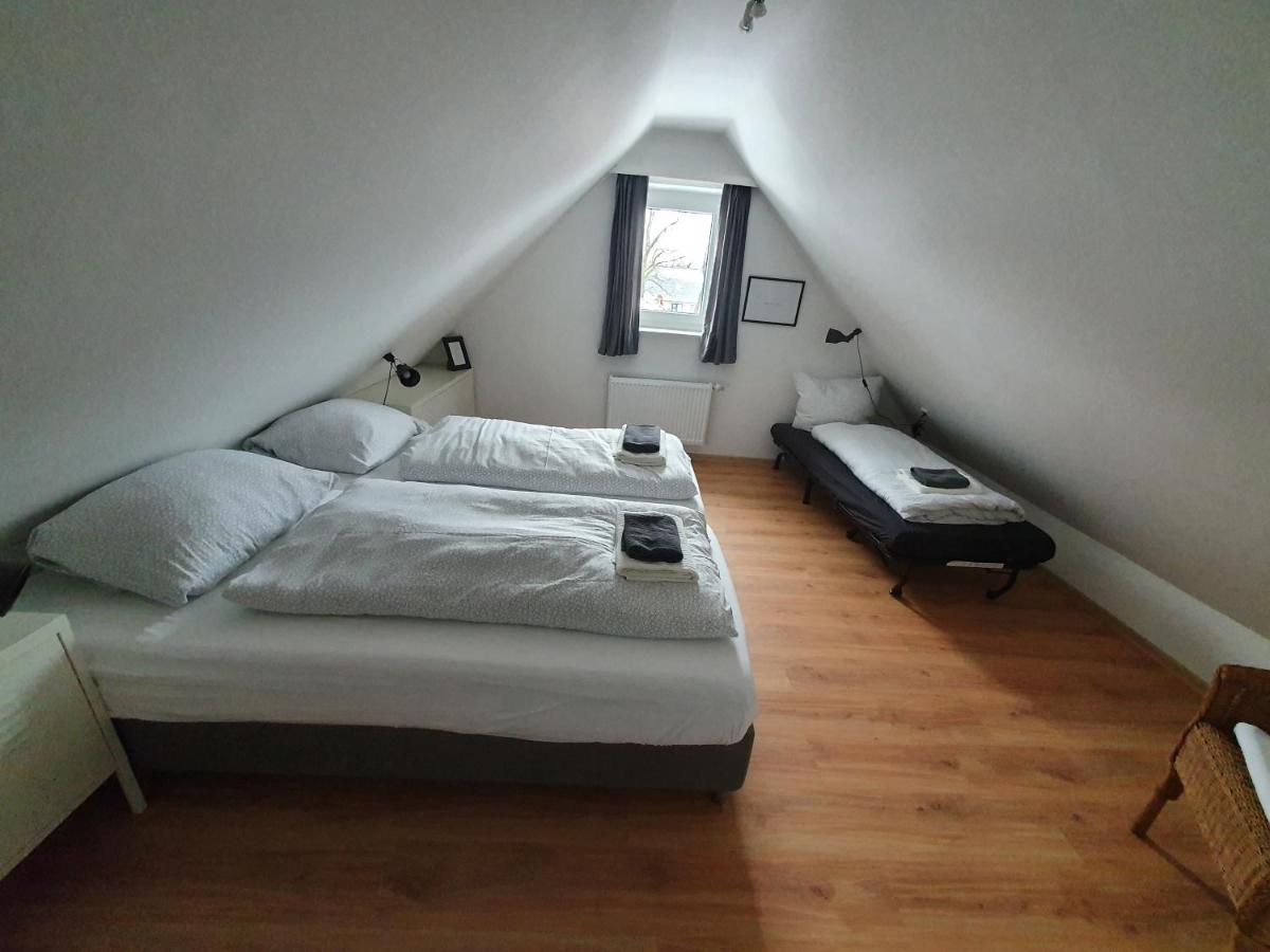 Haus Taybeerweg Apartamento Aurich Exterior foto