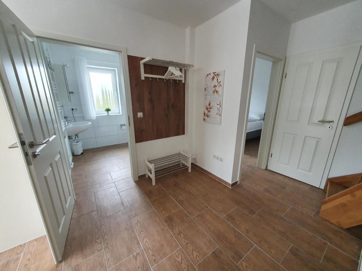 Haus Taybeerweg Apartamento Aurich Exterior foto