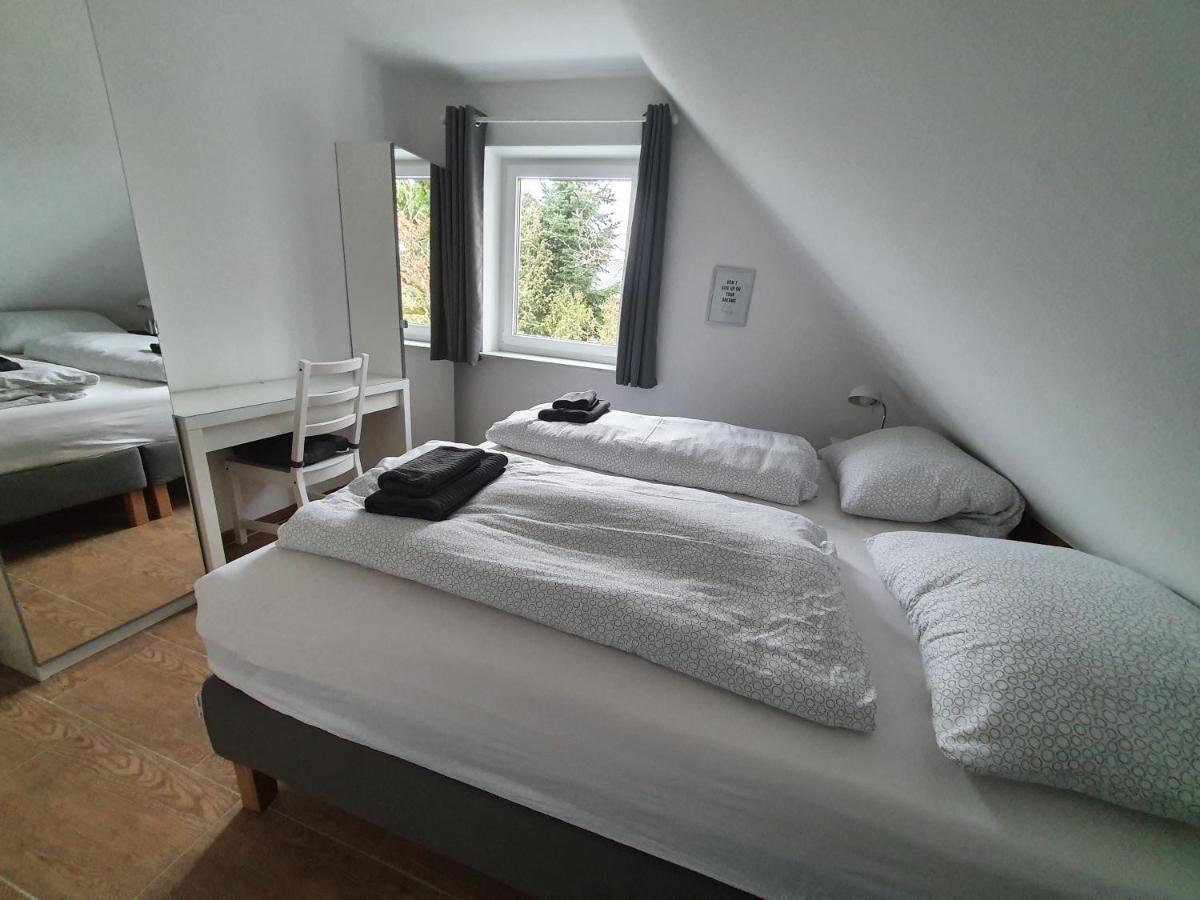 Haus Taybeerweg Apartamento Aurich Exterior foto